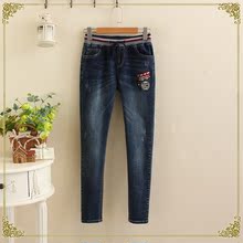 【初中生铅笔裤 女生】_初中生铅笔裤 女生图片