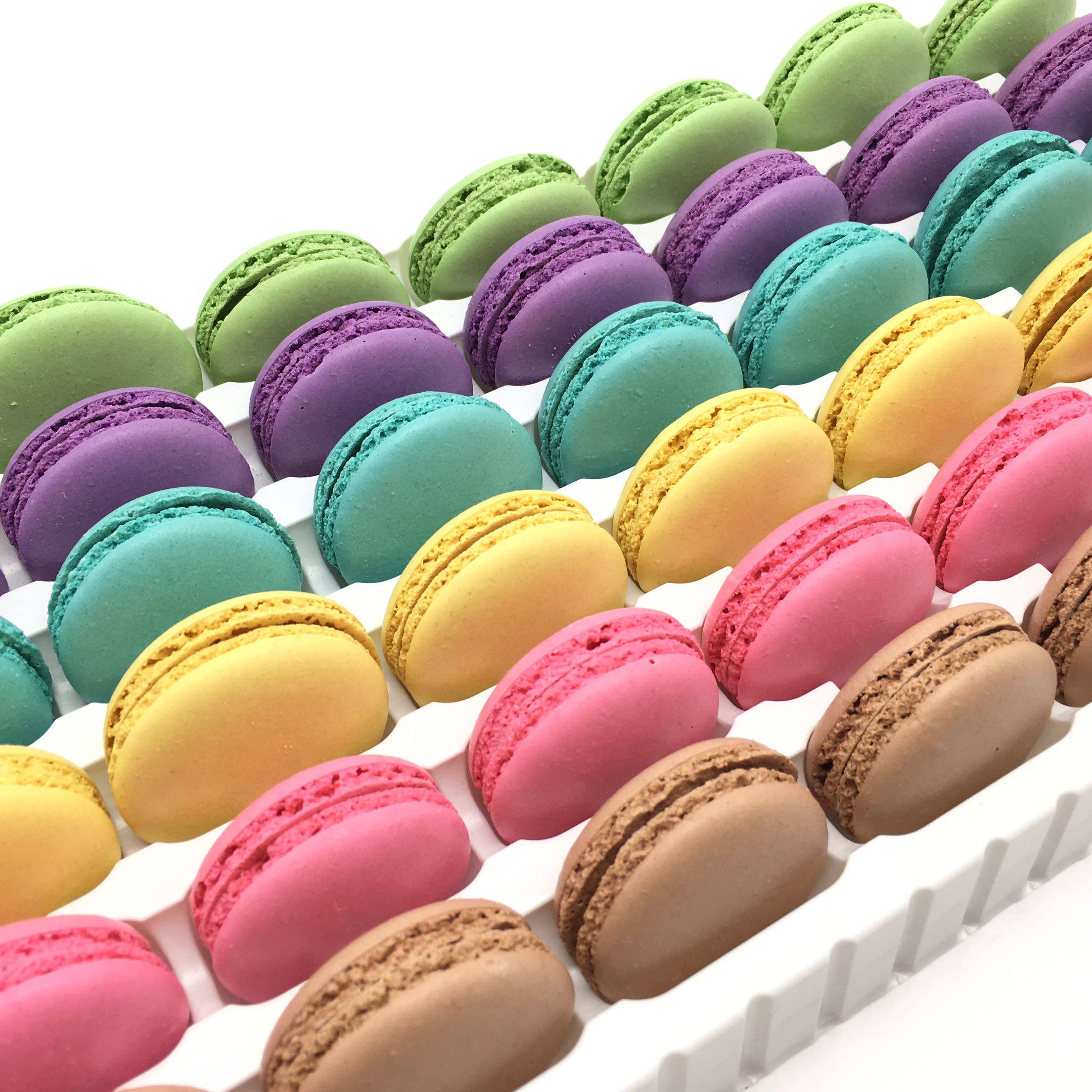 冰淇淋色_半成品马卡龙甜点84片零食装饰蛋糕零食小吃冰淇淋diy米彩色