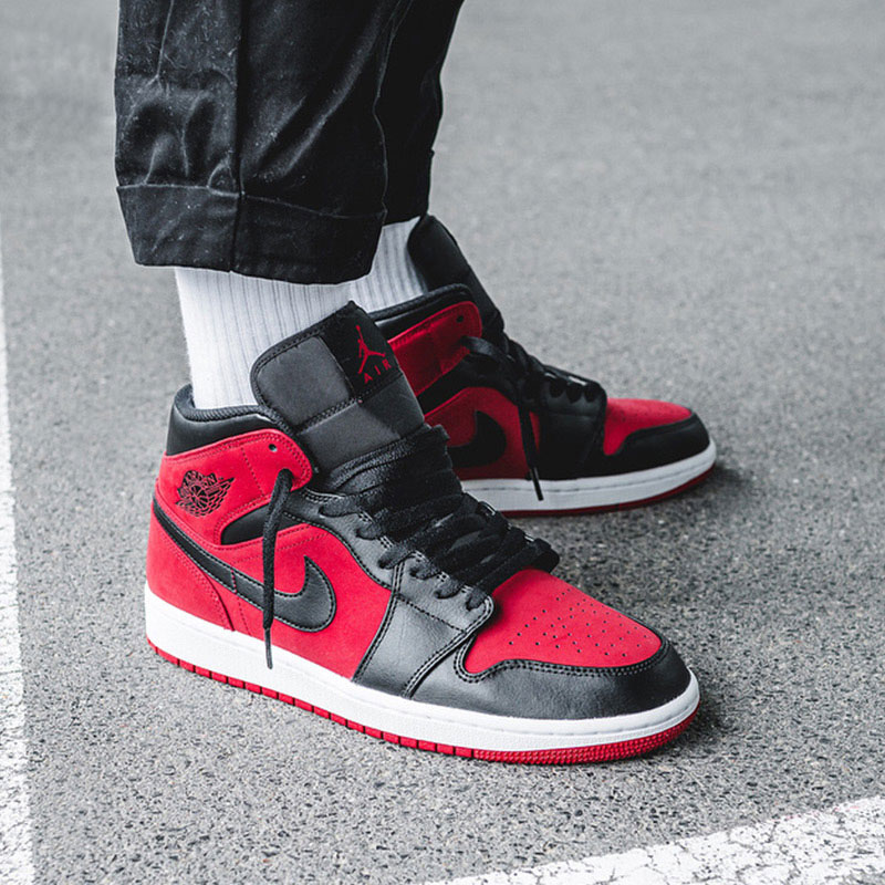 耐克男鞋aj1黑红脚趾禁穿鸳鸯乔1小闪电jordan欧文高帮aj篮球鞋