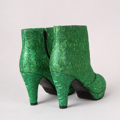 秋冬新款绿色婚靴中跟新娘鞋粗跟防水台结婚女短靴子高跟加绒绿靴