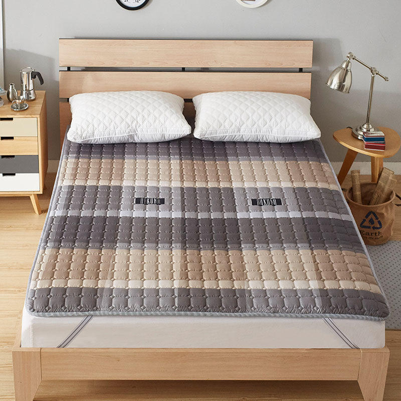 热销铺床褥子_1.35米床垫夏天垫铺床褥子垫被薄款铺被垫子双人1.