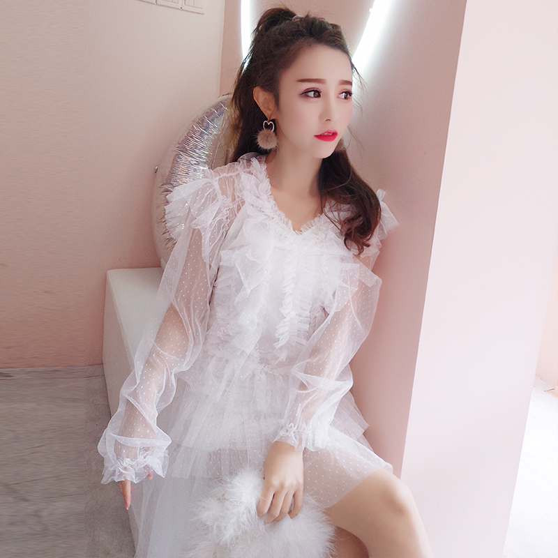 渡假2018春新款蕾丝内搭粉色波点纱裙甜美网纱a字超仙v领连衣裙女