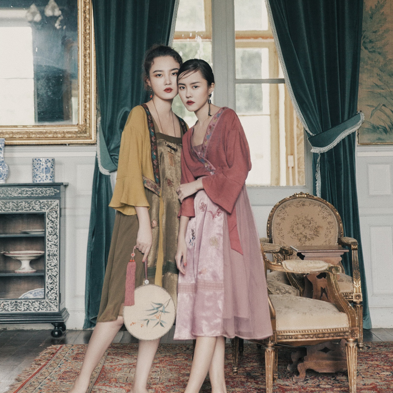 茉莉和扶苏《蕉下客》蕉绿色国风系列短款交领