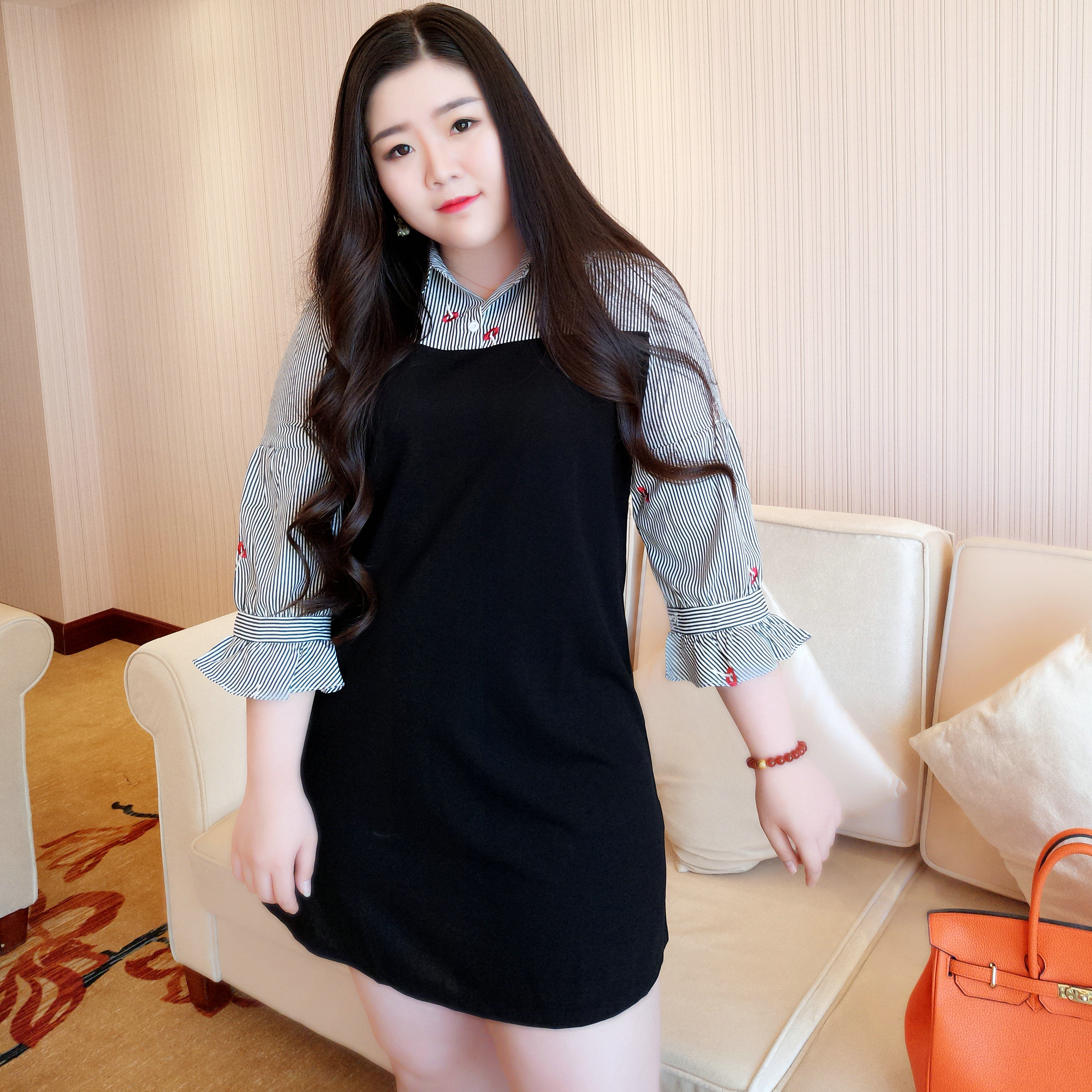 莱迪大码女装秋装胖mm2017新款微胖妹妹200斤显瘦polo条纹连衣裙