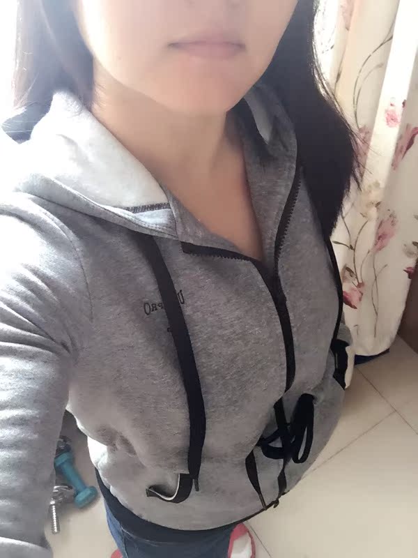 胸围95穿l刚好,还是xl估计会更合适,l穿不出那种宽松的感觉.