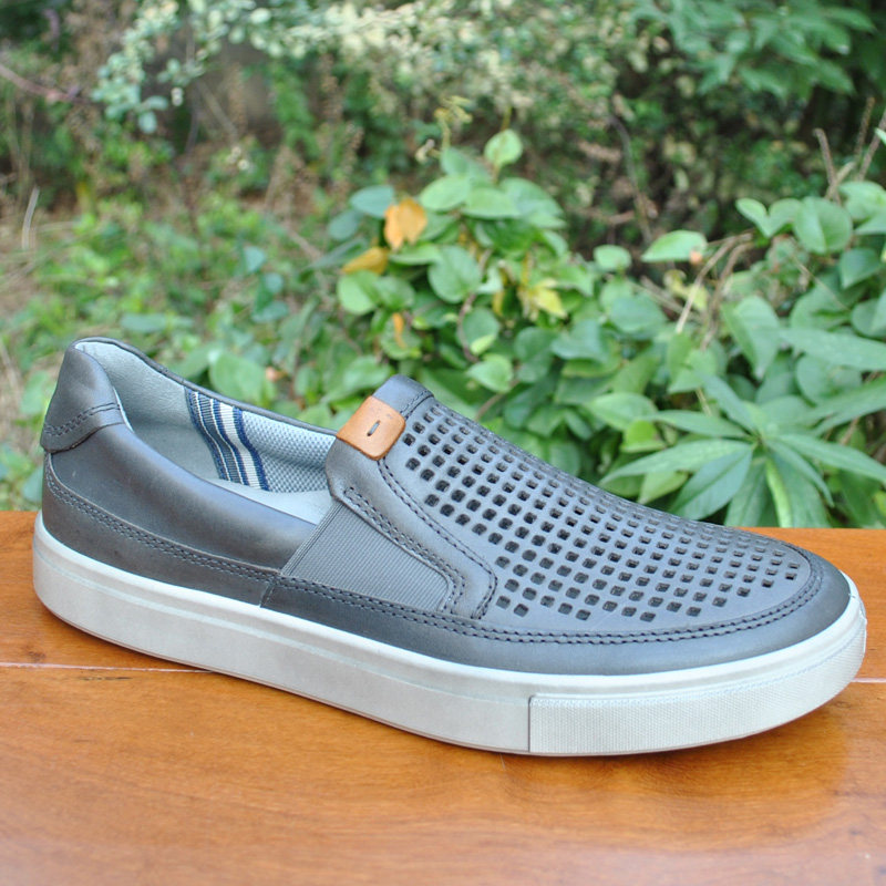 ecco爱步男鞋2018春夏款 舒适透气休闲牛皮鞋洞洞鞋530764