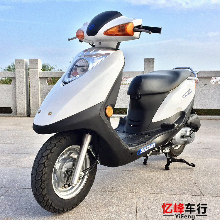 二手摩托车_二手原装铃木韵彩摩托车100cc四程冲女装燃油代步助力踏板