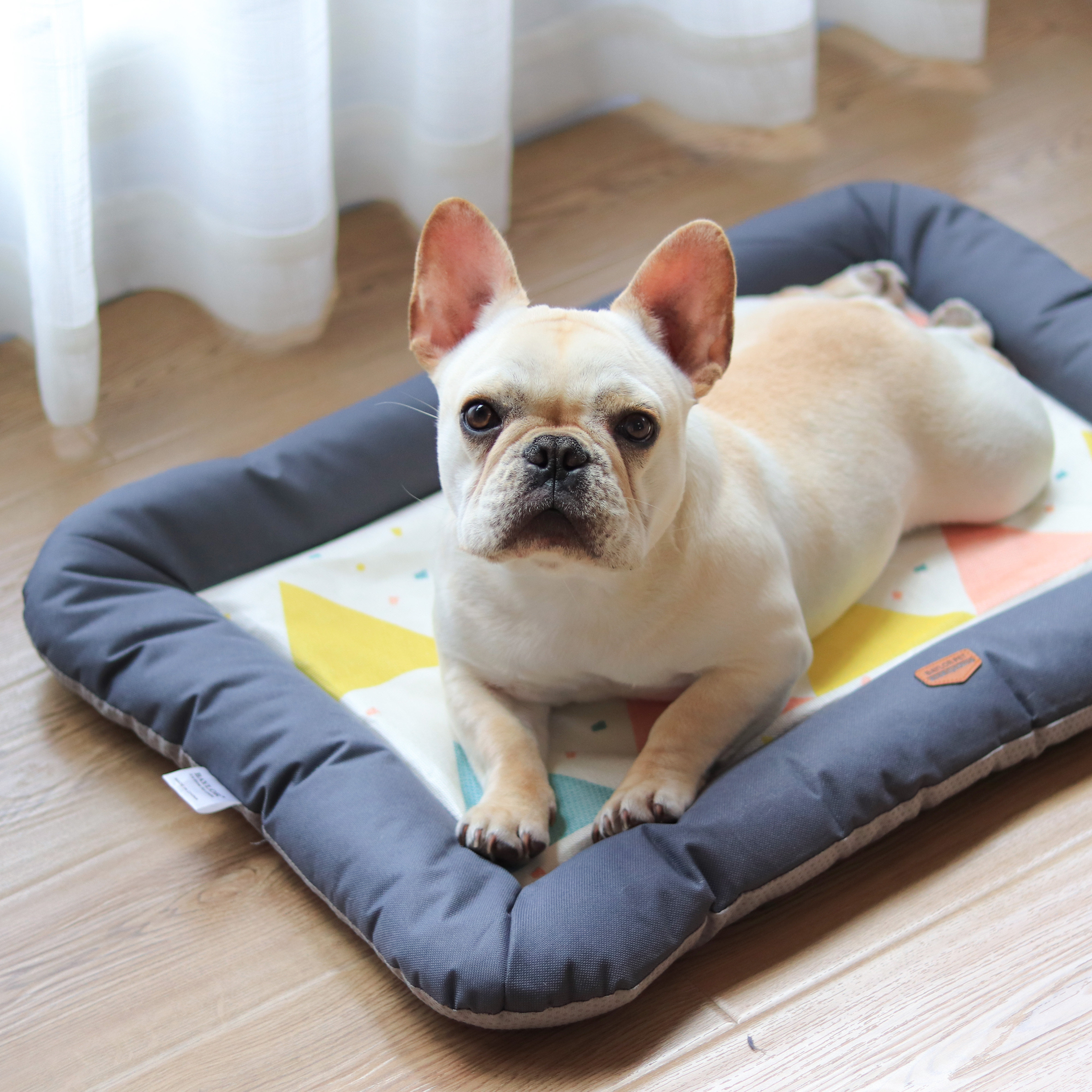 热销狗狗窝垫子