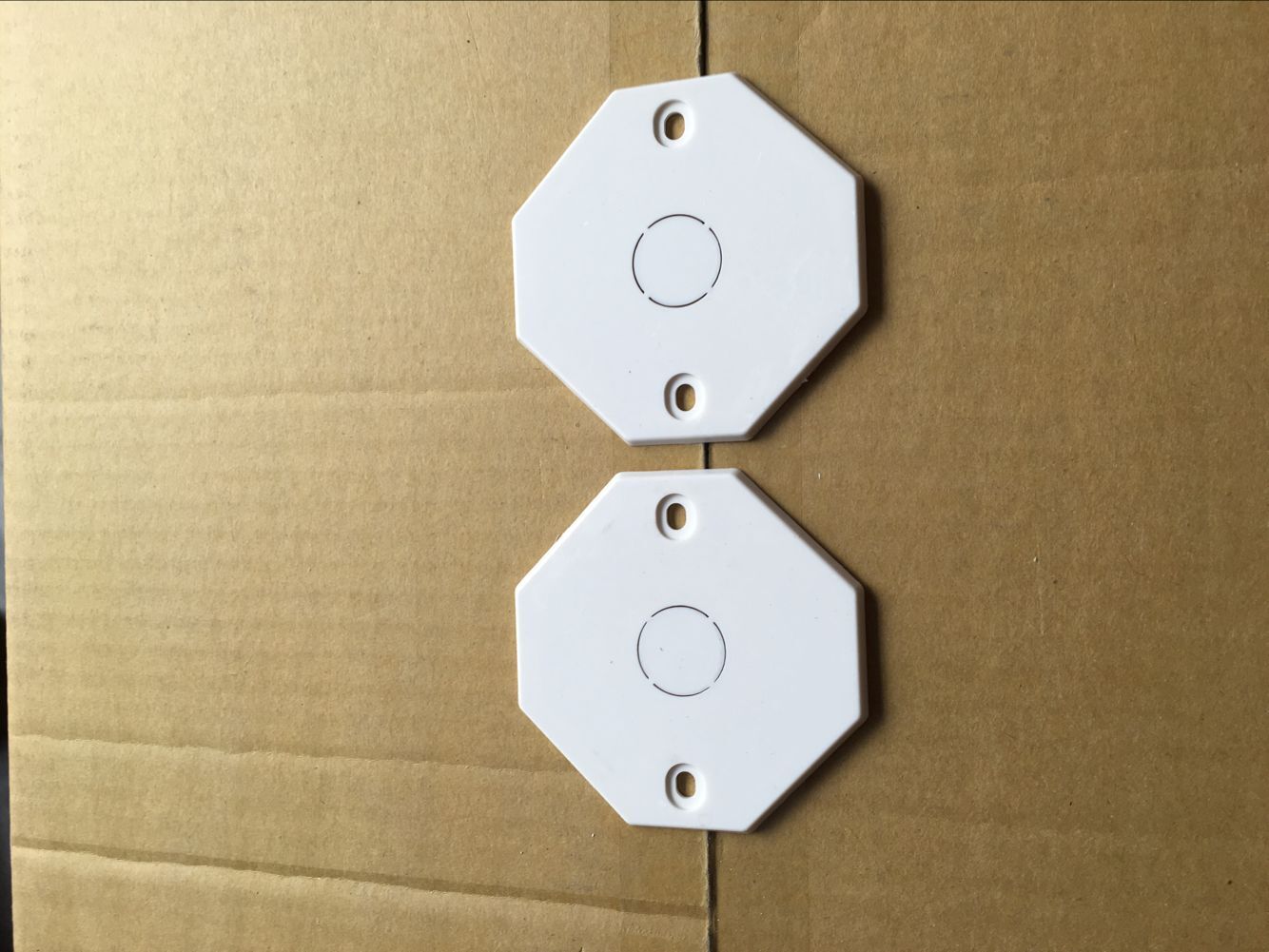 淘宝热卖的塑料线盒盖推荐