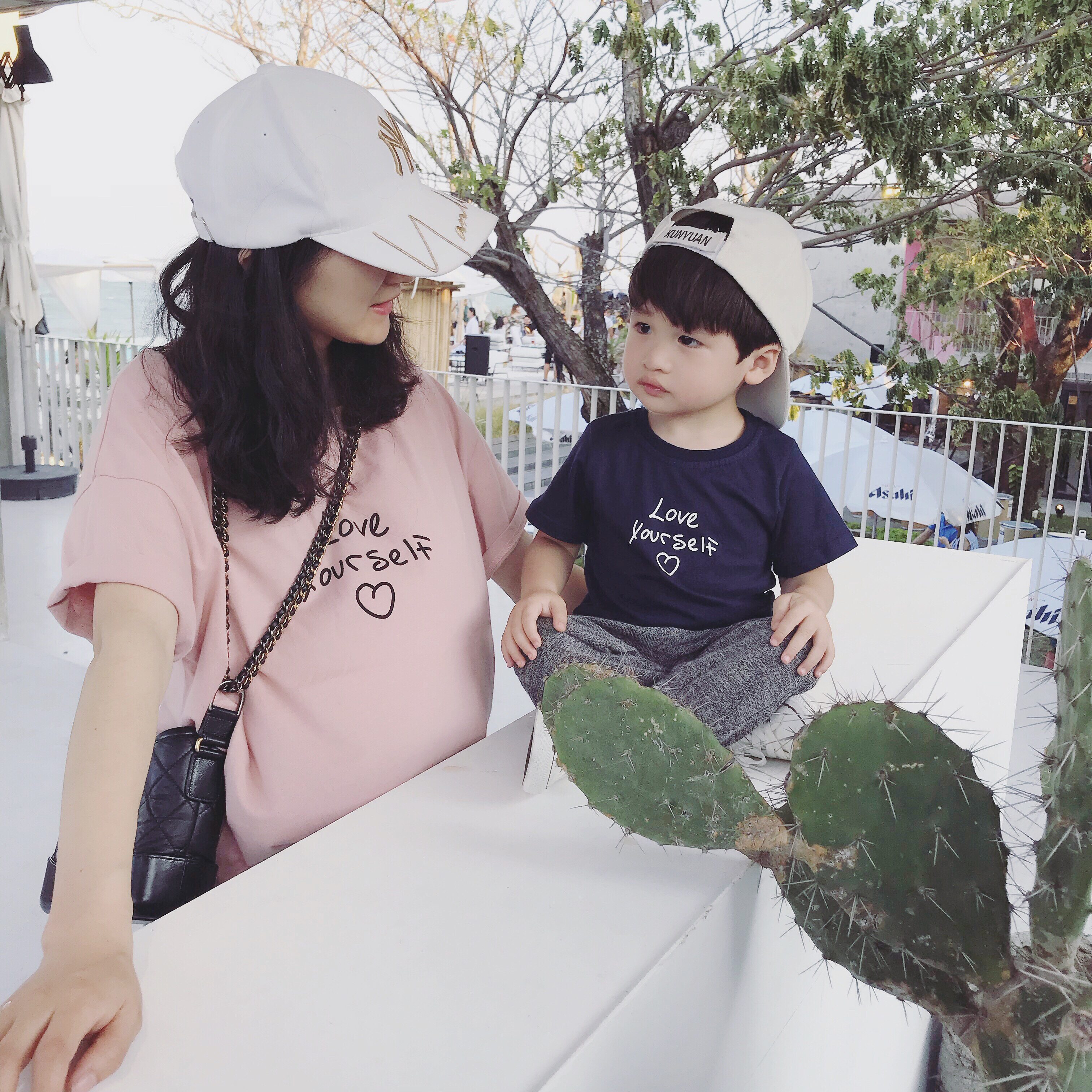 ivan家童装夏装新款亲子装一家三口爱心字母