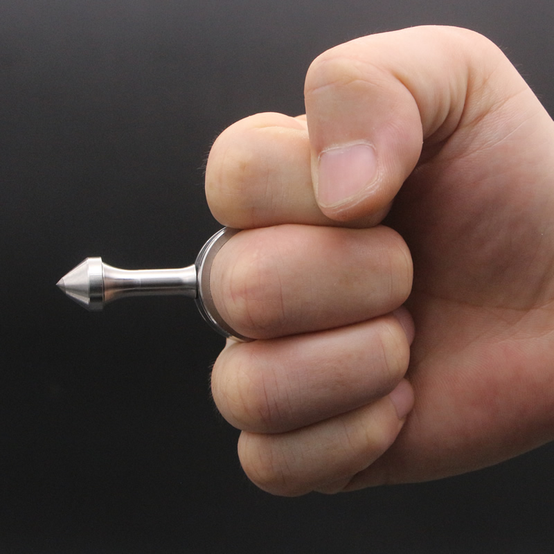 一折女子防身_防身戒指指虎女子防狼神器防身用品拳刺暗器自卫武器多