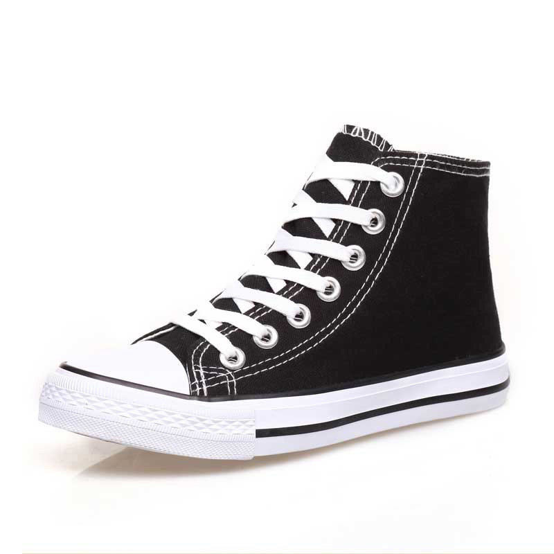 帆布鞋才是新潮流,凉爽透气又方便