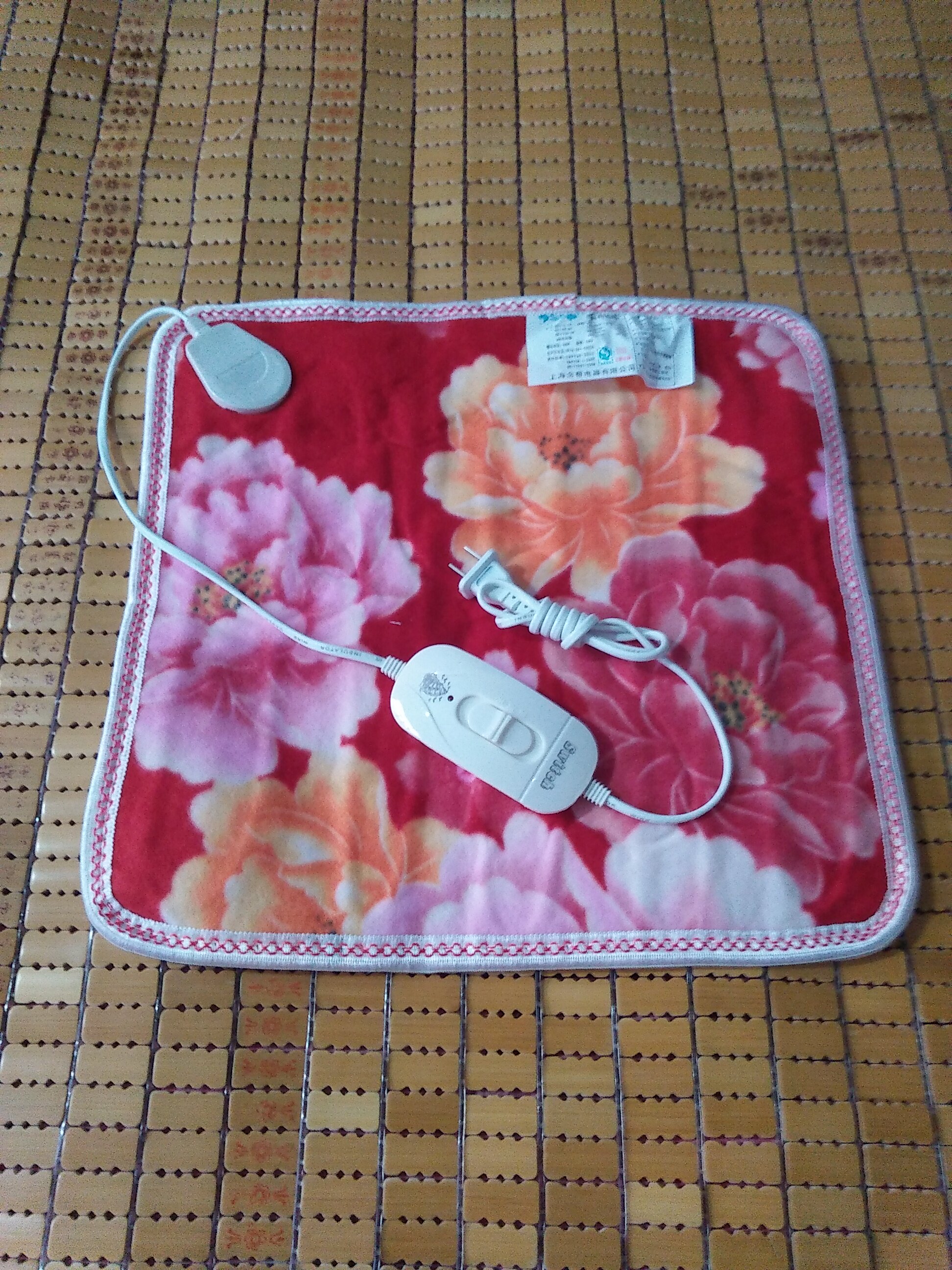 加热坐垫 办公室 插电 电发热_多功能加热坐垫包邮电热垫电暖垫小