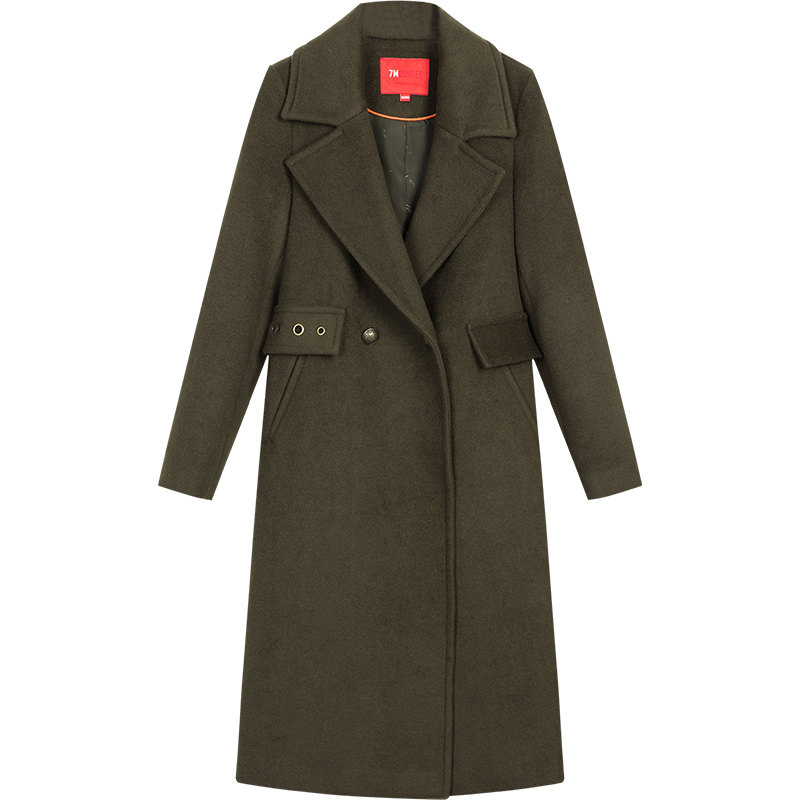 帅气军装范大衣登场,魅力无法挡