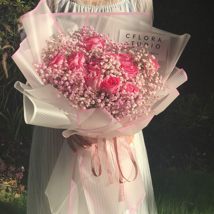 特价玫瑰花束 送女友_ins风玫瑰满天星花束上海同城生日送女友闺蜜