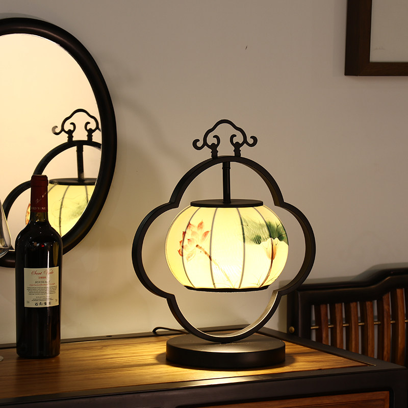 现代客厅新中式铁艺手绘灯笼台灯复古床头书房