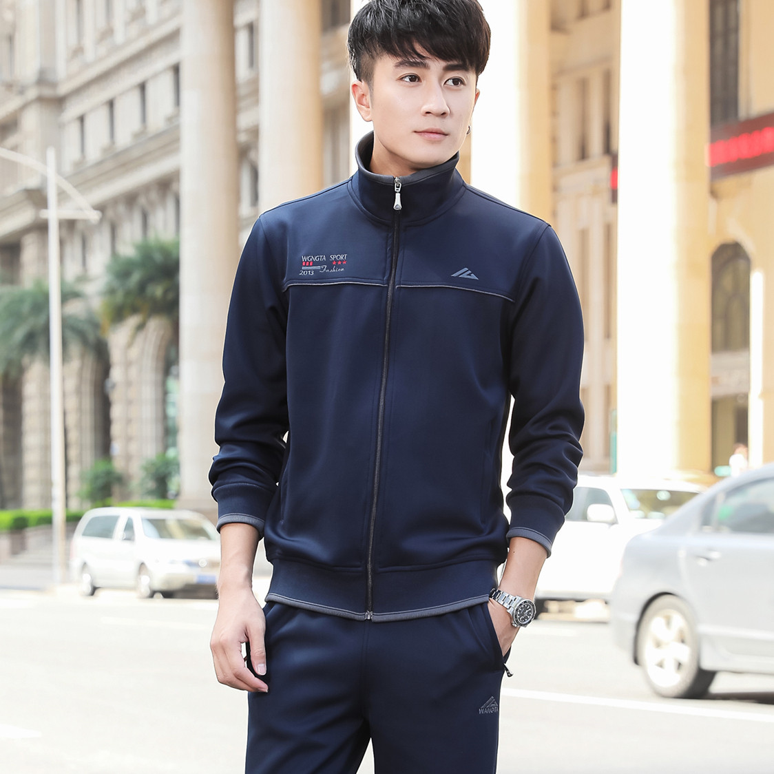 一折男运动服装