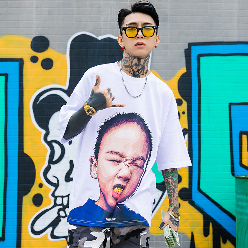 穿原创潮牌短袖t恤,让你高街潮范四射