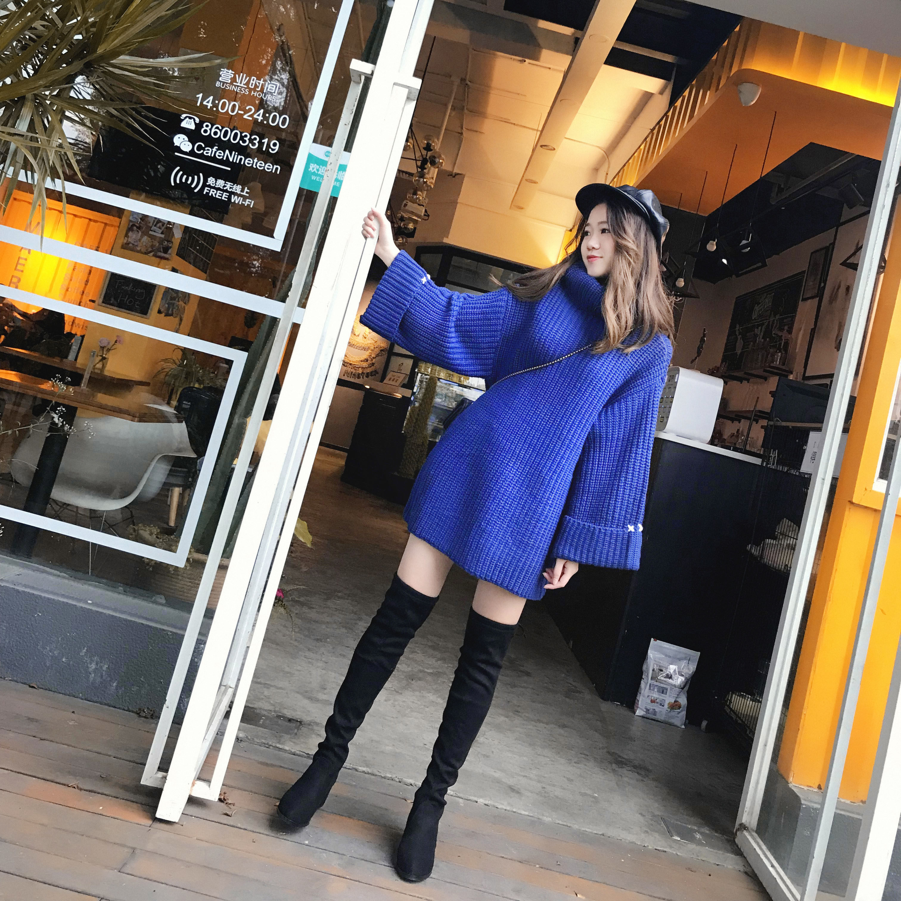 韩版宝蓝色中长款高领毛衣