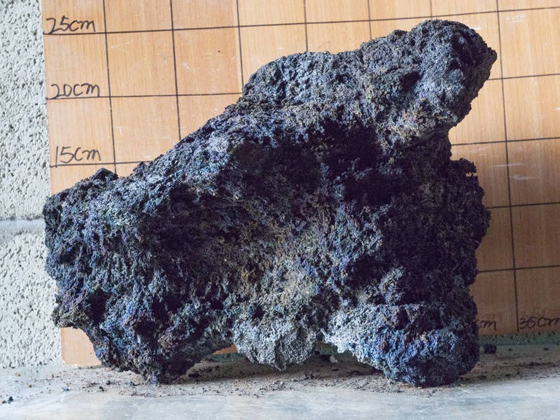 热销火山石假山_鱼缸造景装饰 造景假山黑色火山石火山岩水族大块原石