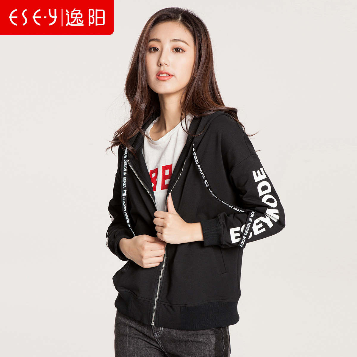 逸阳女装秋冬休闲长袖原宿风卫衣女连帽学生韩版字母拉链0010