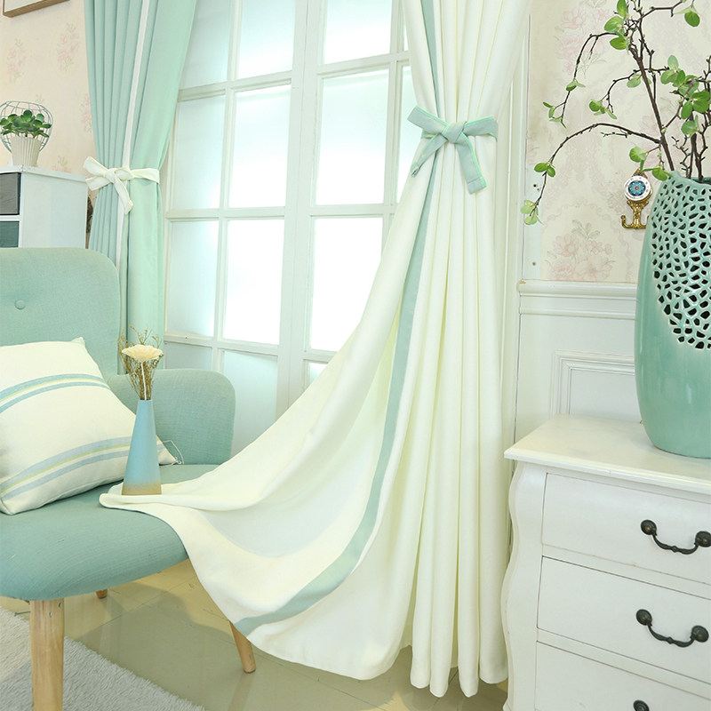 去购买 淡淡的薄荷绿窗帘,散发这质朴的自然惬意又不失格调,面料选用