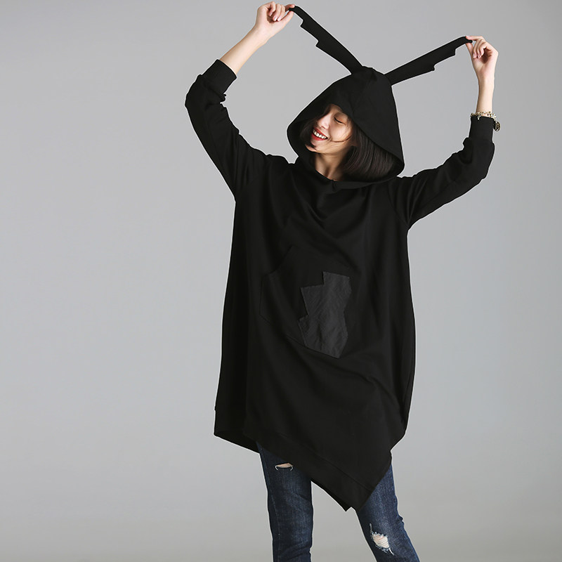 袋鼠兜卫衣女_米兰宣言 r1971 文艺大码v领麋鹿帽袋鼠兜贴布不对称