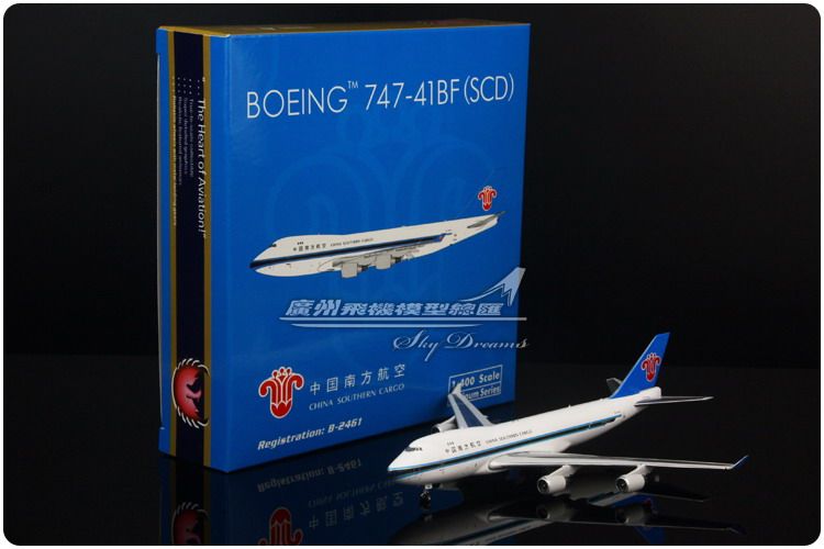 phoenix 11368 中国南方航空 b747-400 b-2461 cargo 1:400