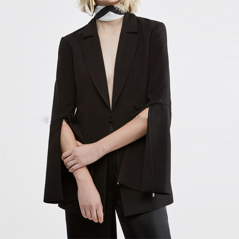 2017春夏新款 黑色袖子开叉喇叭袖翻领小西装外套 设计感小西服女