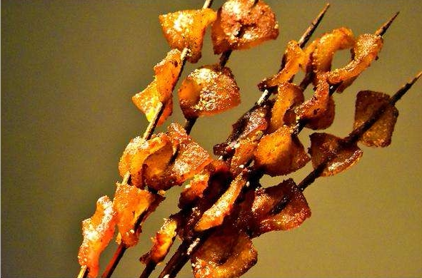 热销猪皮新鲜_武汉户外烧烤食材 半成品bbq材料烤串新鲜食物 (卤猪皮