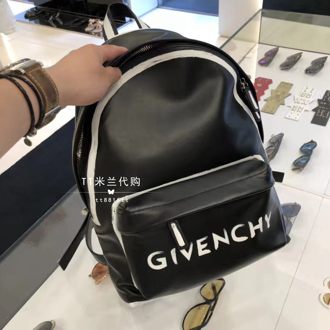 givenchy/纪梵希 新款男女全皮背包 黑白色涂鸦双肩包优惠券