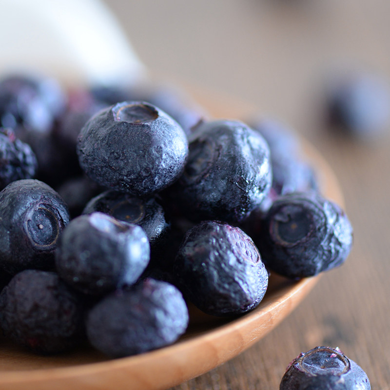  雨果小镇冻干蓝莓干