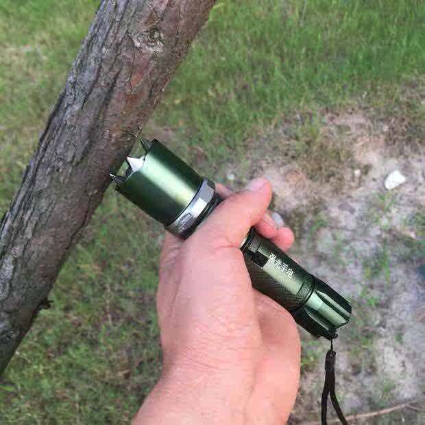 防身手电筒电攻击大额优惠券