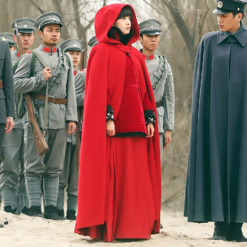 热销红色斗篷外套女_秋冬复古红色斗篷披风外套女无心法师岳绮罗同款