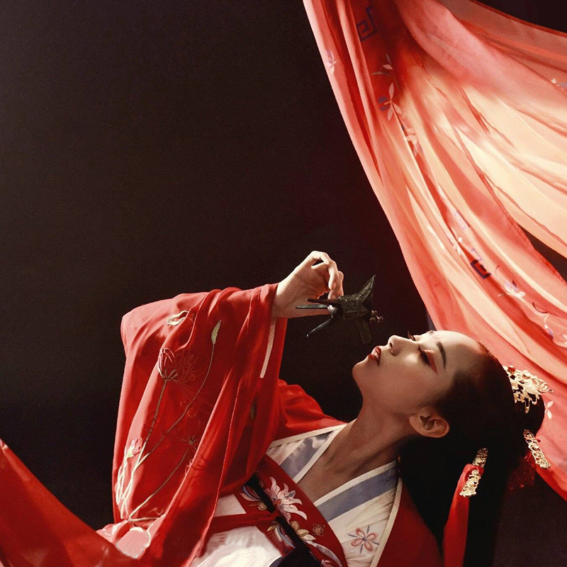 improved hanfu nu wa han chinese elements winter