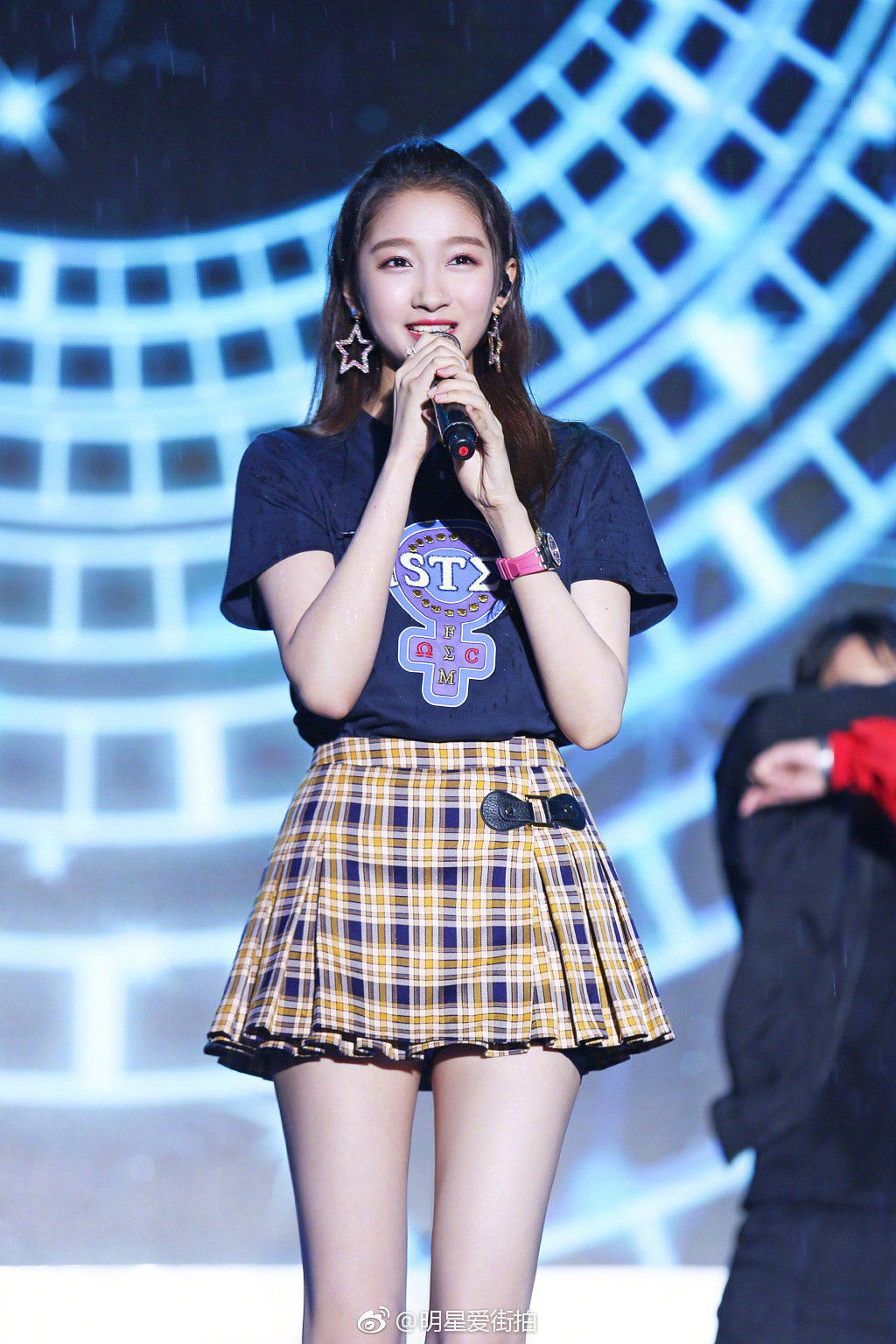 关晓彤_2018夏季明星关晓彤同款黄色格子高腰百褶裙半身裙短裙学院风