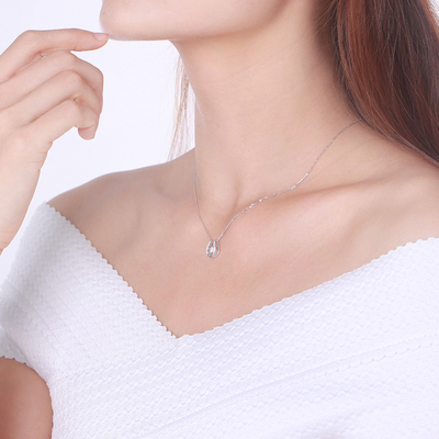 新品 珂兰白18k金灵动钻石吊坠女款钻石项链锁骨链p