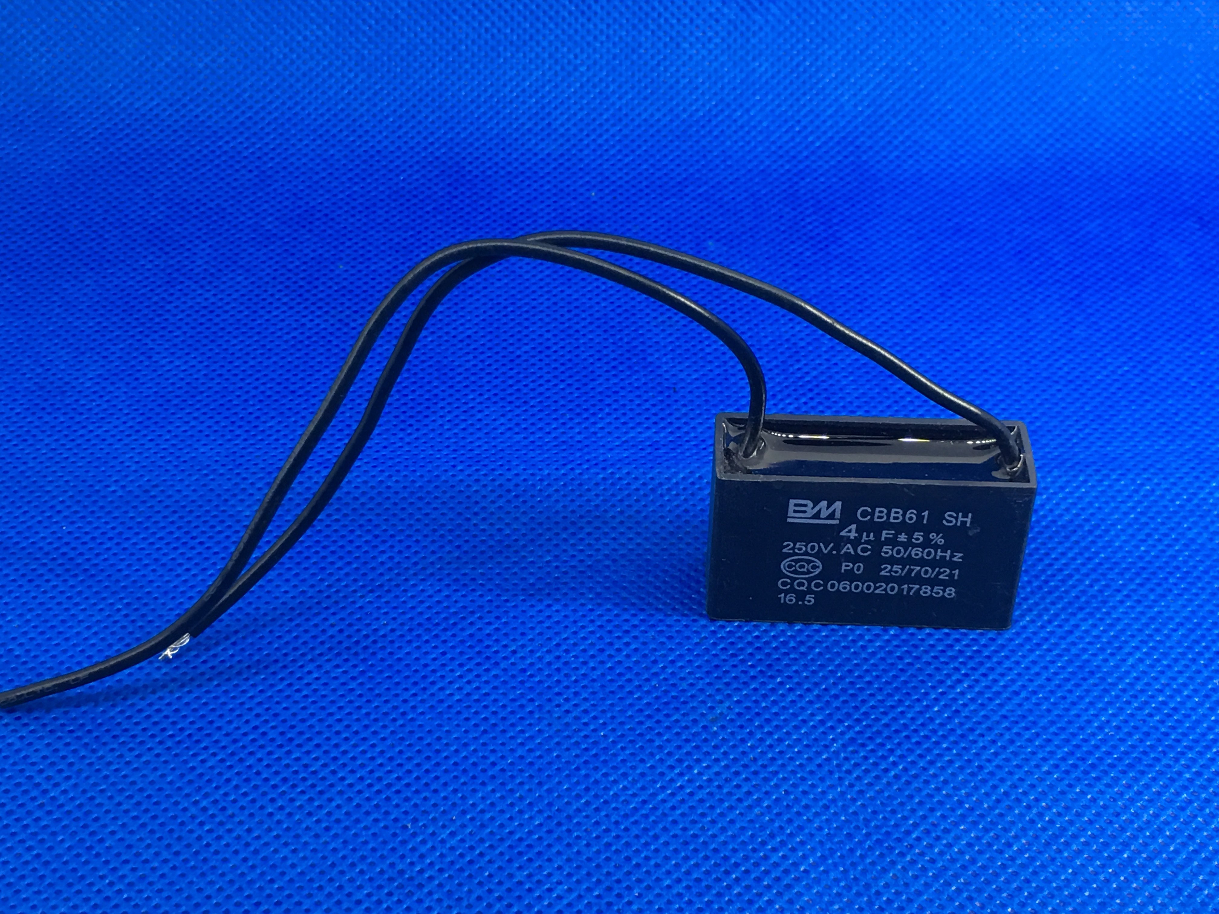 一折电容器cbb61_cbb61 4uf 250v 4vf bm 吊扇电风扇电机 启动电容器
