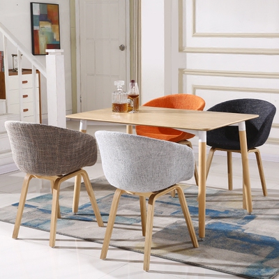 原木伊姆斯餐桌北欧简约现代时尚实木腿休闲洽谈餐桌椅组合方桌子