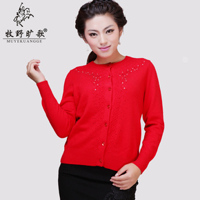 天热穿隐形文胸女