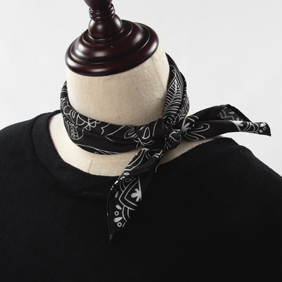 「zw韩国进口现货」黑色腰果花小方巾丝巾秋冬季韩范百搭领巾发带