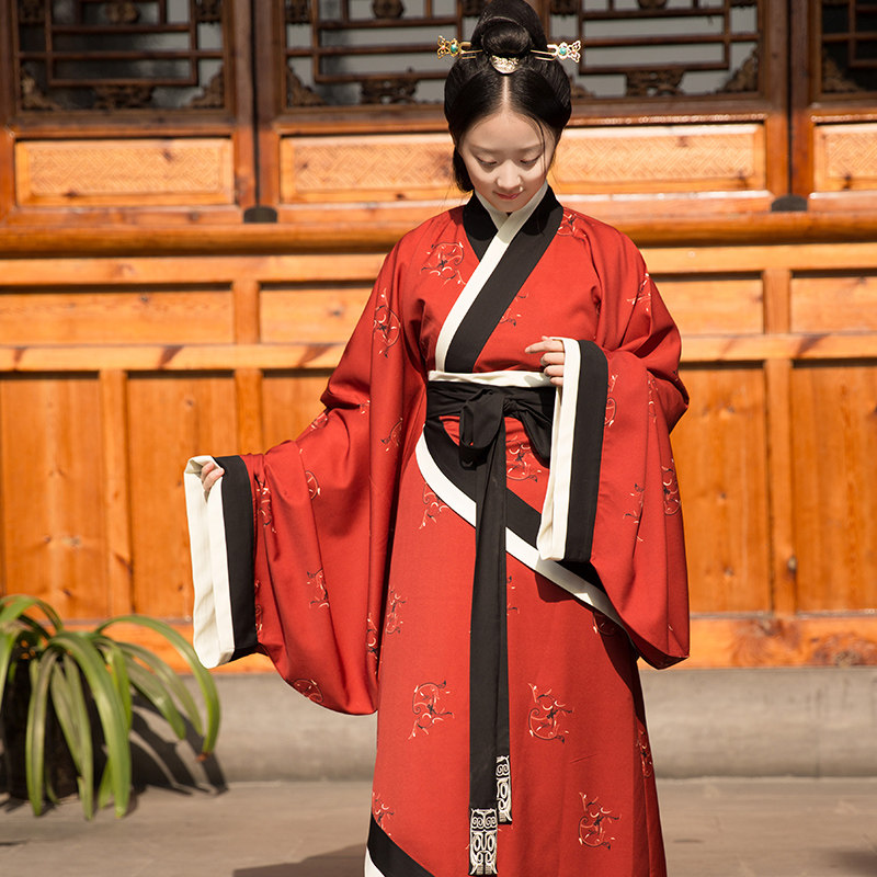 重回汉唐 飞羽 原创品牌汉服女绣花双绕长曲裾