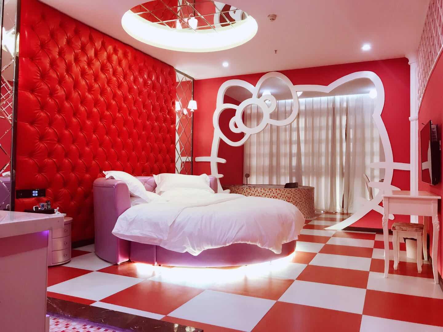 大世界主题酒店hello kitty公主房(2.2恒温圆水床 冲浪按摩双人