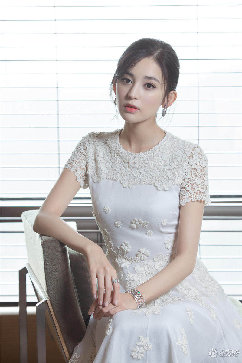 白色礼服女2017新款_2017新款明星同款晚礼服古力娜扎活动同款白色