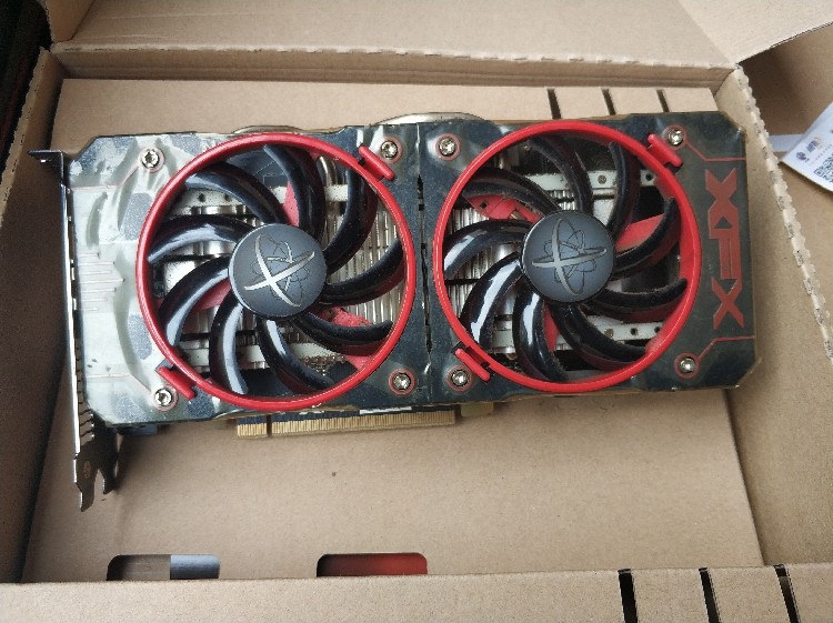 rx460显卡_讯景rx460 4gd5 黑狼冲新pcie显卡 amd台式机游戏吃鸡逆4k