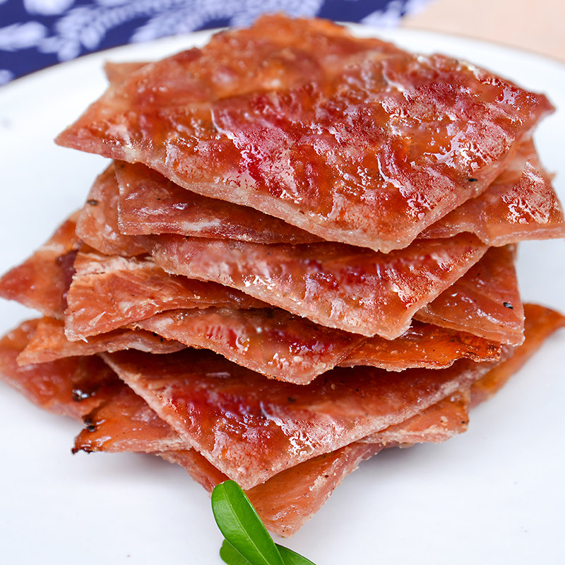 潮汕碳烤猪肉多年以来秉承着美食匠人的精神,为了保证猪肉脯的高品质