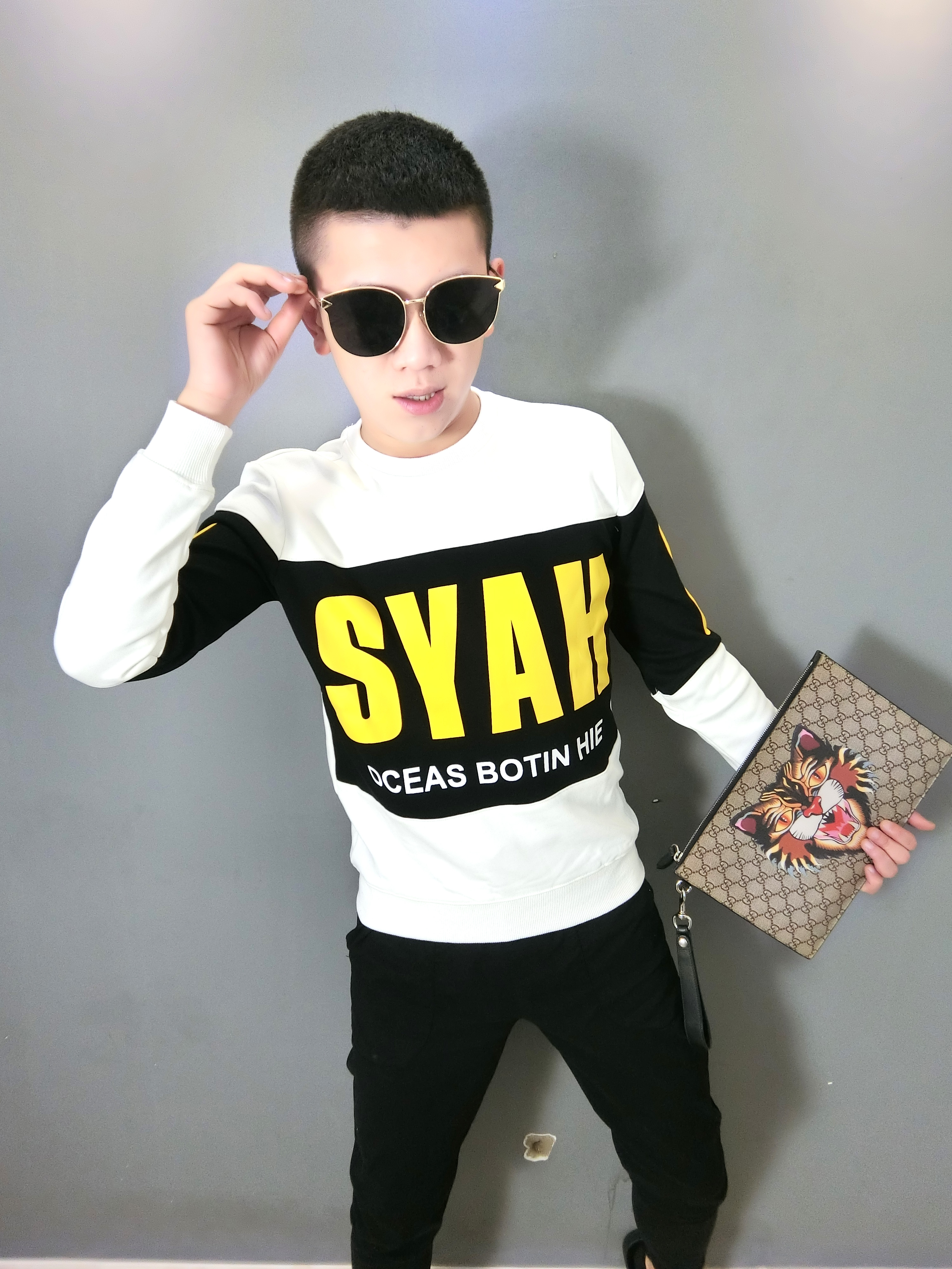 一折社会小伙卫衣加绒