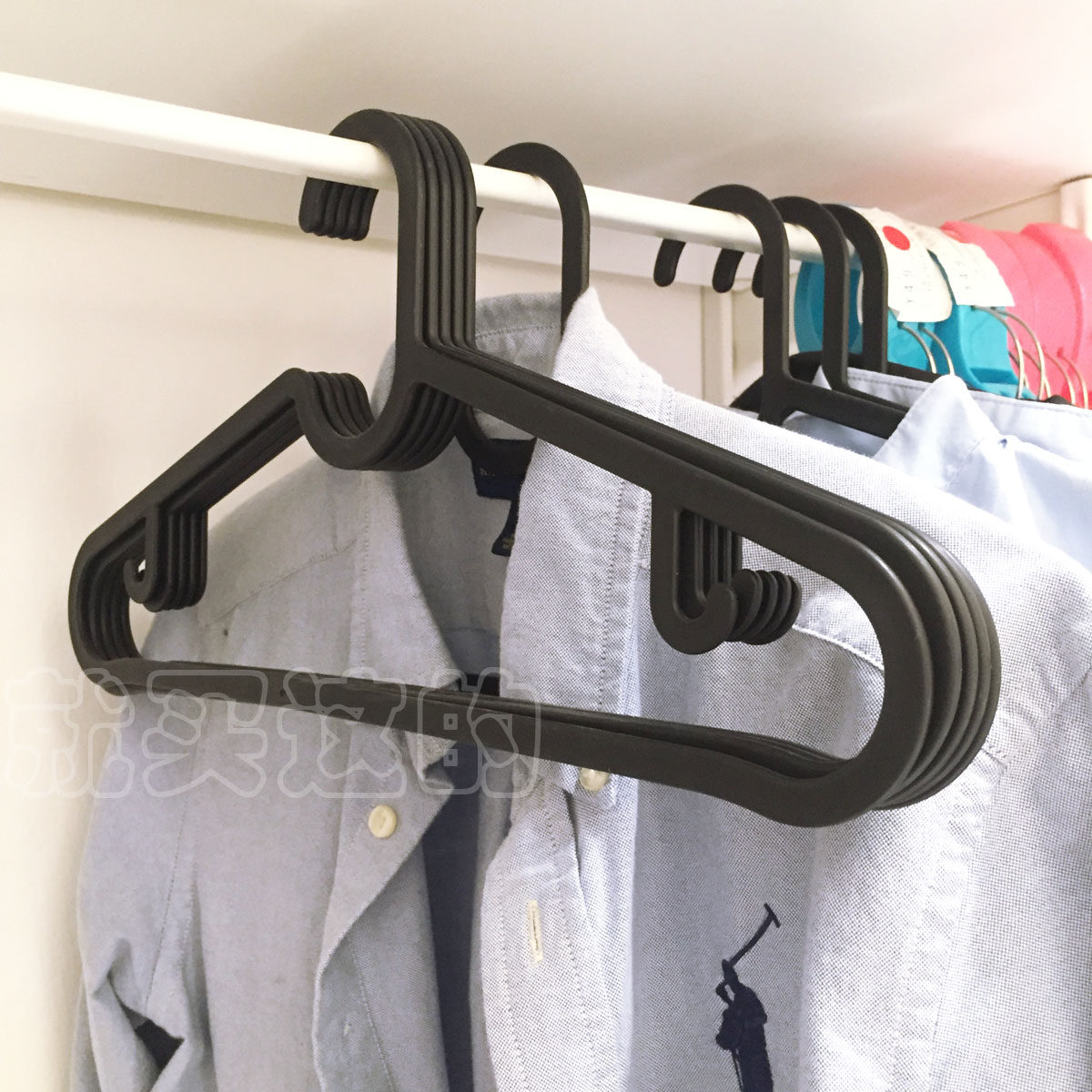 特价晾衣架无痕_宜家衣架 塑料衣挂衣服撑防滑无痕衣撑 挂衣架晾衣架