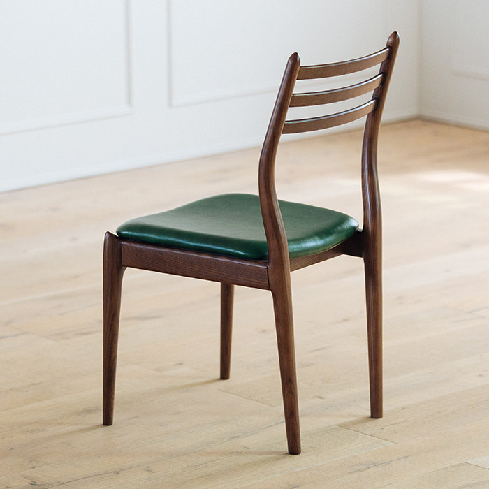 「背影餐椅 / 光阴木器」白蜡木实木 胡桃色 头层油蜡皮 北欧原创