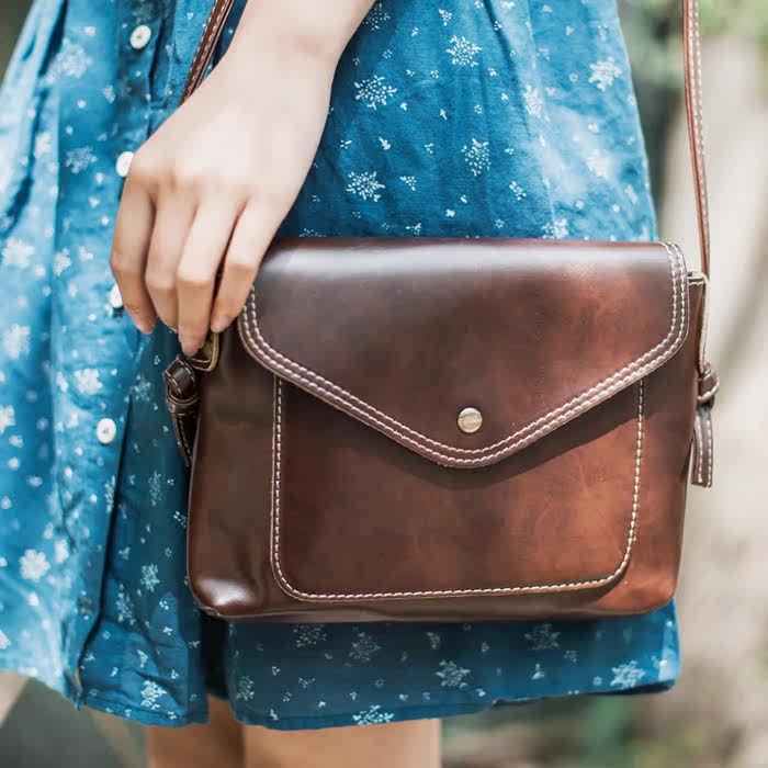 文艺复古森林系日式单肩包信封包浅棕咖啡森女方包斜跨小包手机包